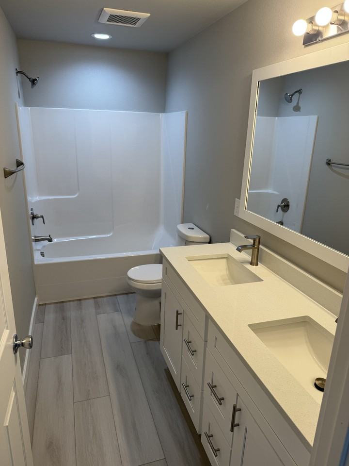 7622 Mcdougal Ave Ne #1 - Photo 7 of 15
