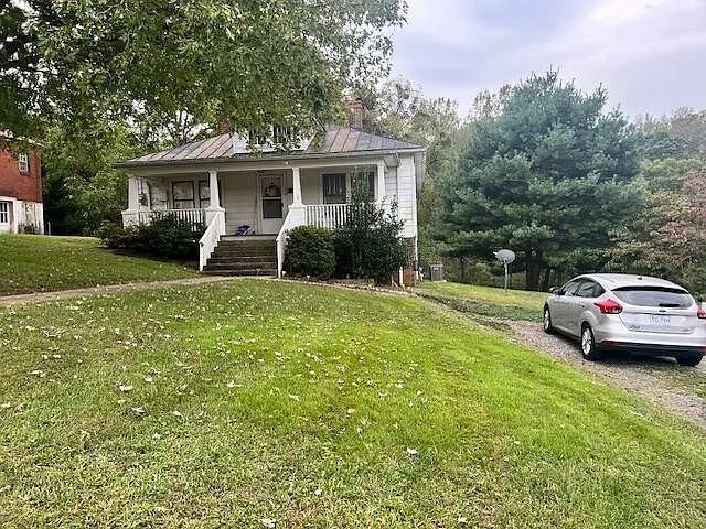 219 Pine St #NA - Photo 2 of 12