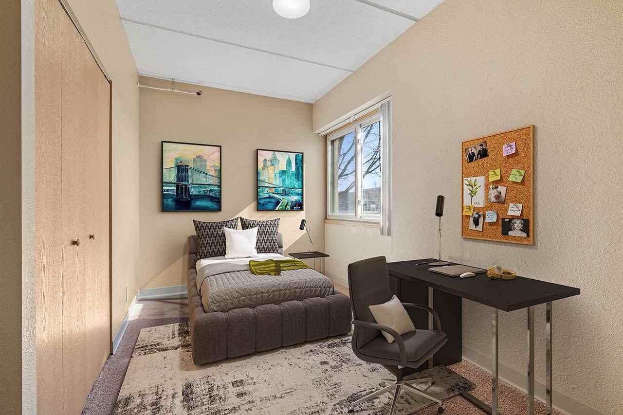 E Street Flats - Student Housing - Photo 4 of 21