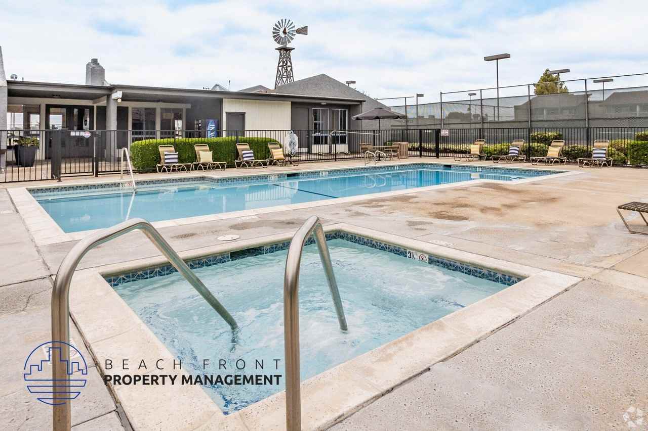 The Windmill Apartments - Photo 5 of 14