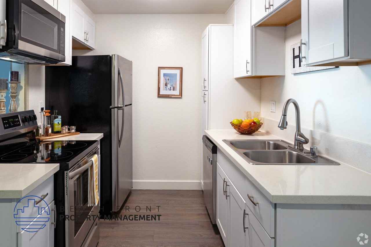 Windmill Apartments - Photo 7 of 13