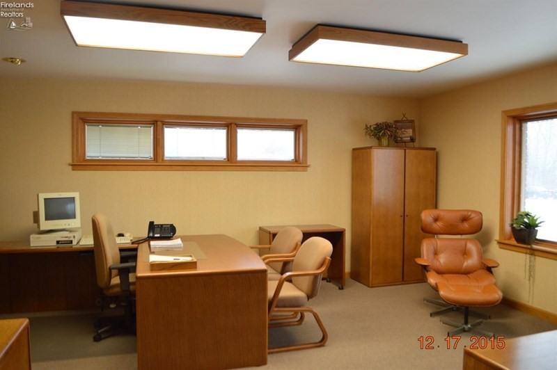 3920 Columbus Ave - Photo 2 of 16