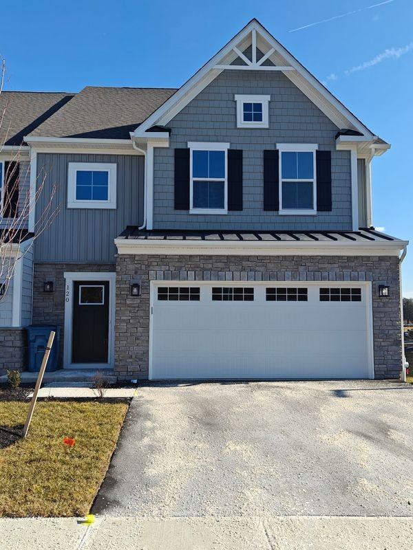 120 S Durham Dr - Photo 2 of 43