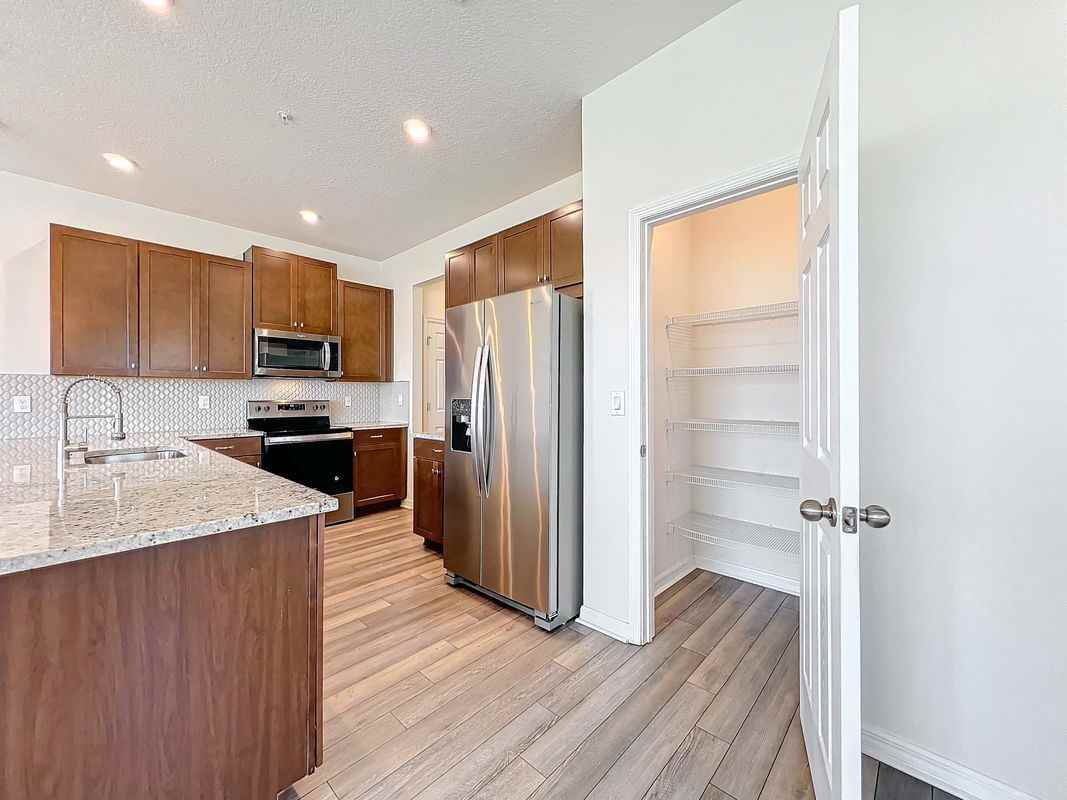 10001 Eagle Rock Aly - Photo 3 of 25