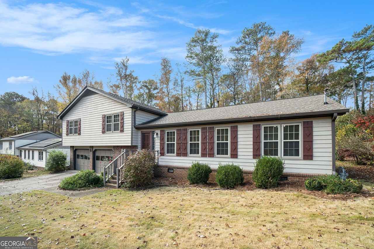 1515 Basswood Ct Sw - Photo 2 of 27