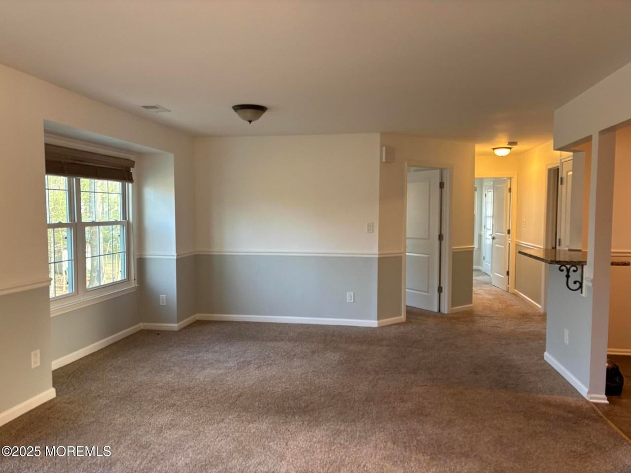 160 Pinetree Court - Photo 3 of 16