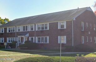 featured image of 58 Stonehurst Blvd