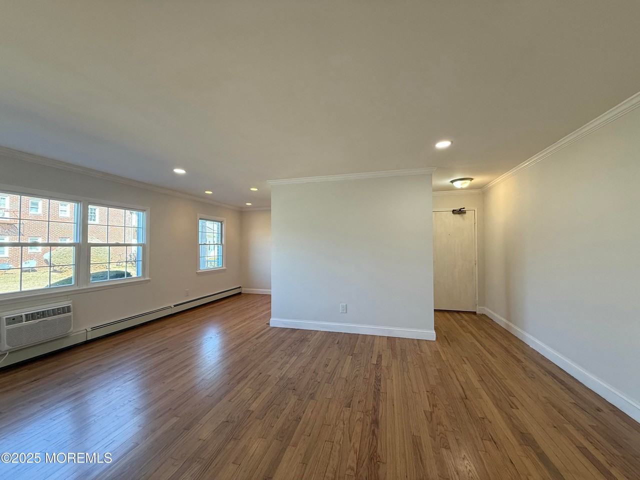 58 Stonehurst Blvd - Photo 2 of 22