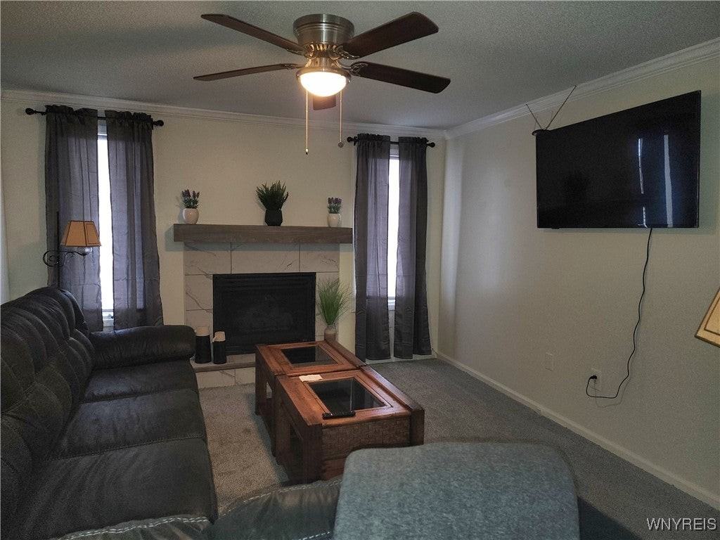 485 Harlem Rd - Photo 4 of 26