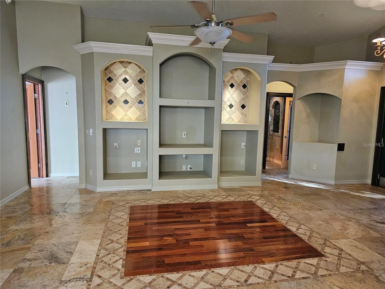 15448 Bay Vista Drive - Photo 7 of 26