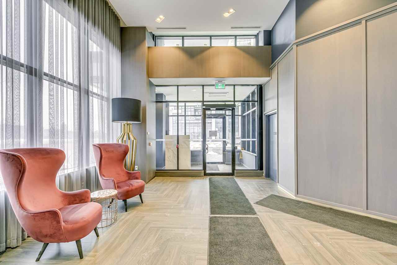 395 Dundas Street West #302 - Photo 4 of 43