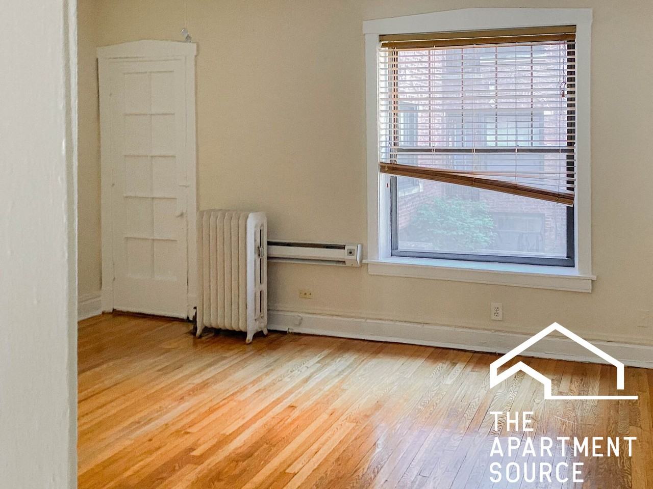 2882 N Clark St #2 - Photo 2 of 6