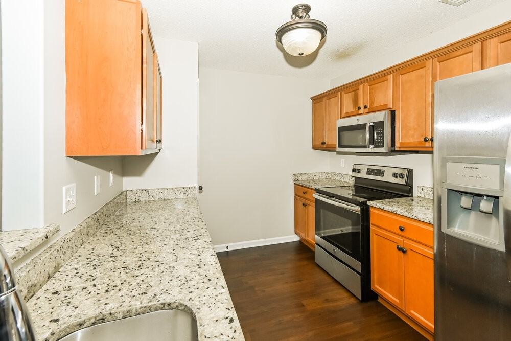 9446 Eckley Pl - Photo 5 of 16