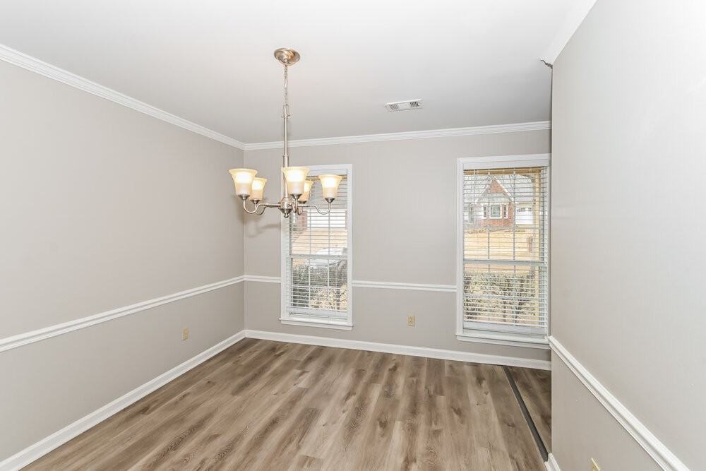 2236 Oak Hollow Ln - Photo 6 of 17