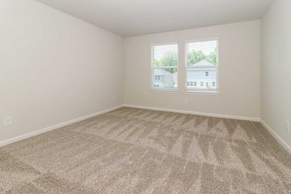 512 Magnolia Dr - Photo 7 of 17