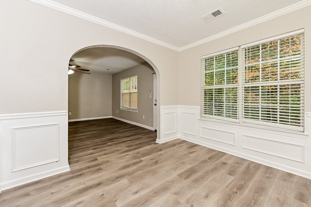 7423 Garnet Dr - Photo 5 of 17