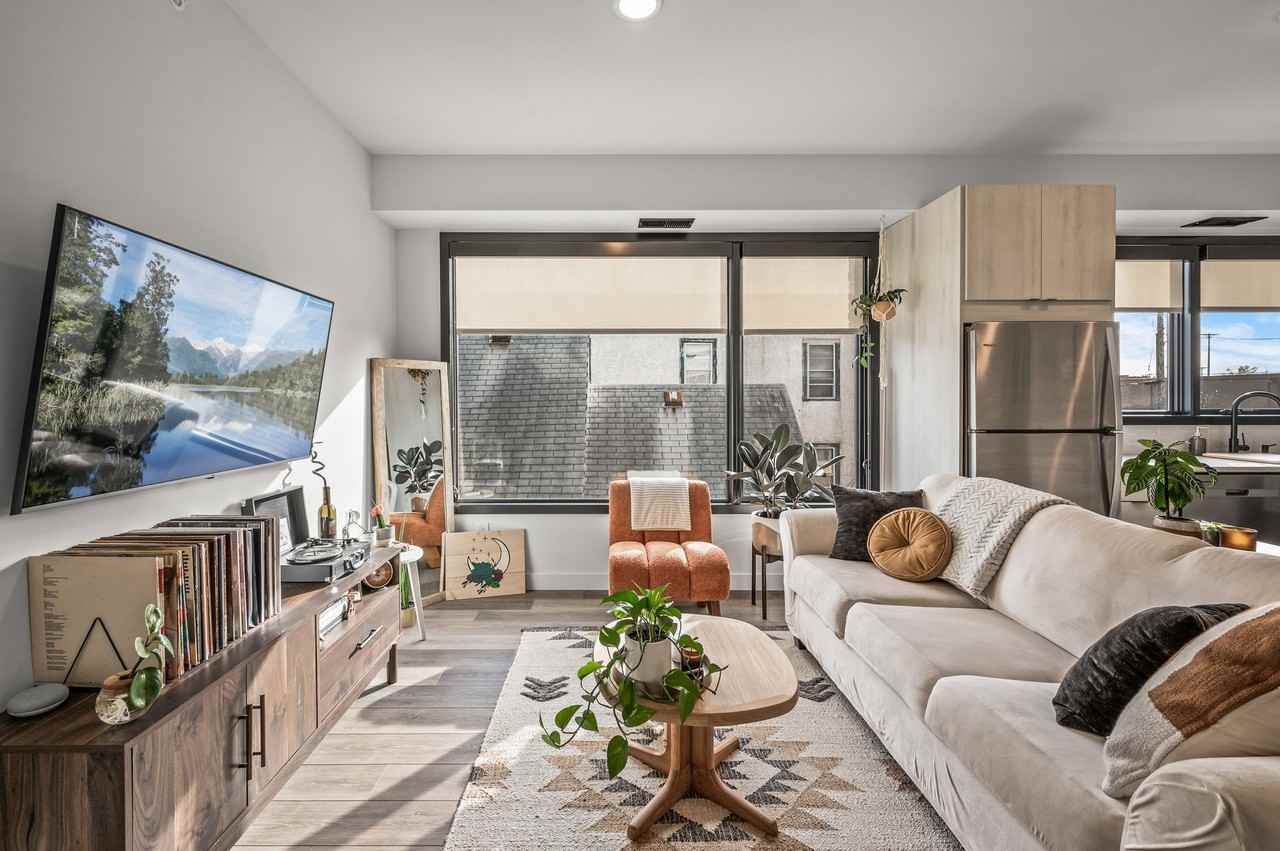 Olive Apartments - Photo 6 of 18