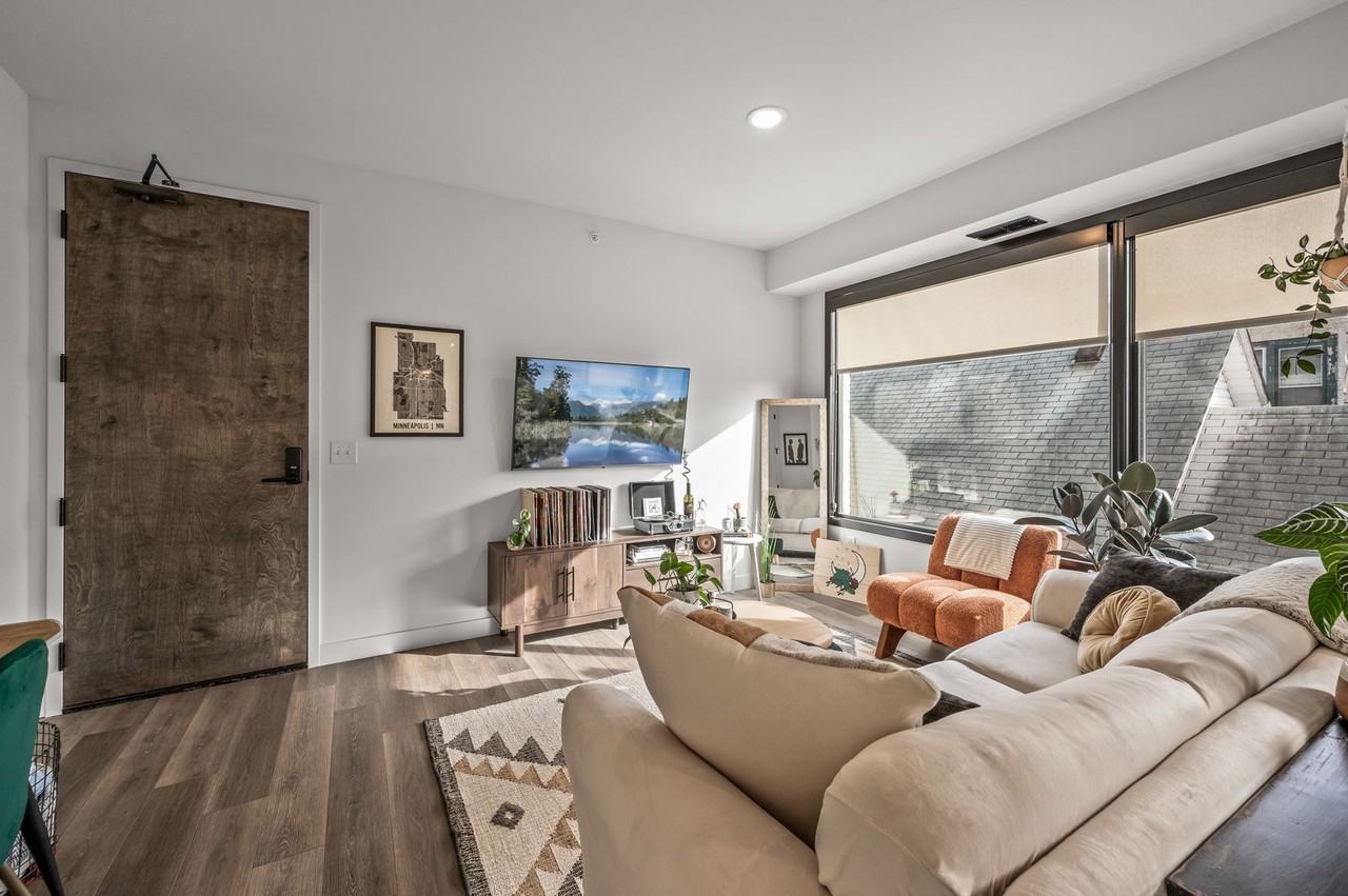 Olive Apartments - Photo 7 of 18