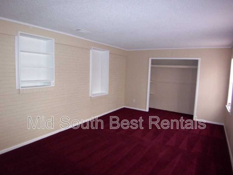 1628 Vicky Ln - Photo 4 of 5