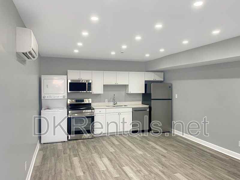 1745 Buckeye St Sw #A - Photo 6 of 13