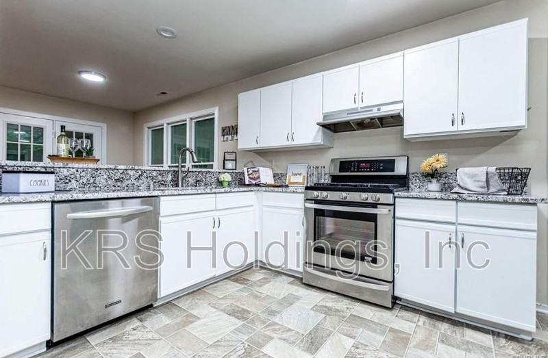6216 Heather Glen Rd - Photo 5 of 23