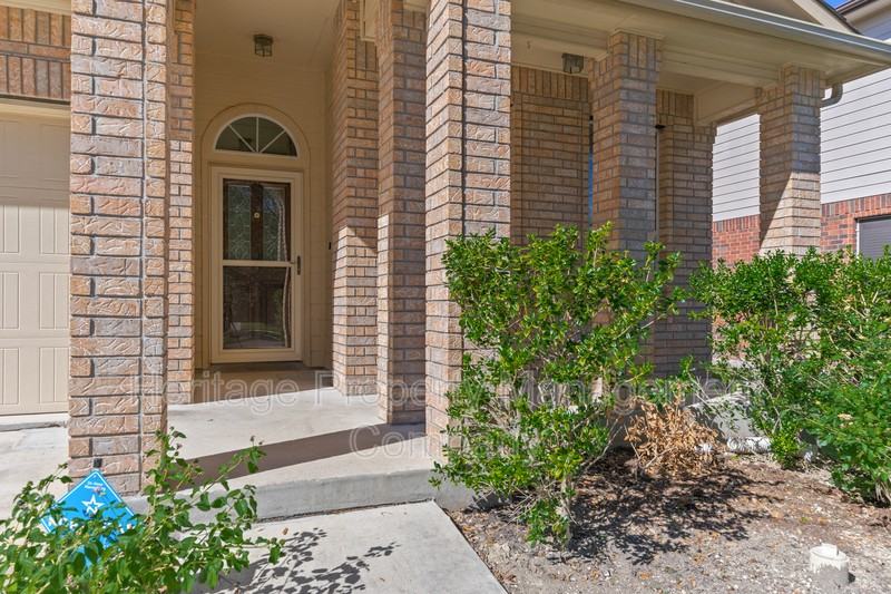 2725 Sterling Way - Photo 2 of 36