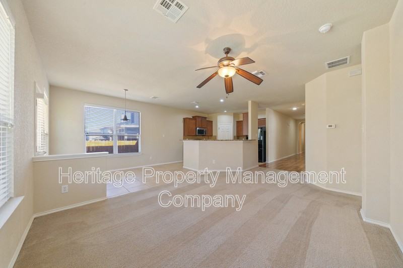 2725 Sterling Way - Photo 5 of 36