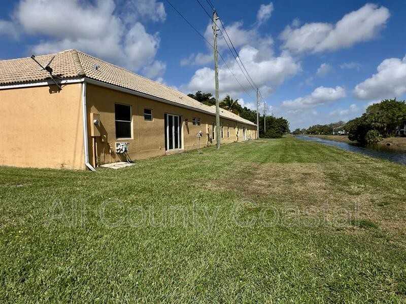 9942 Boynton Gardens Way - Photo 4 of 26