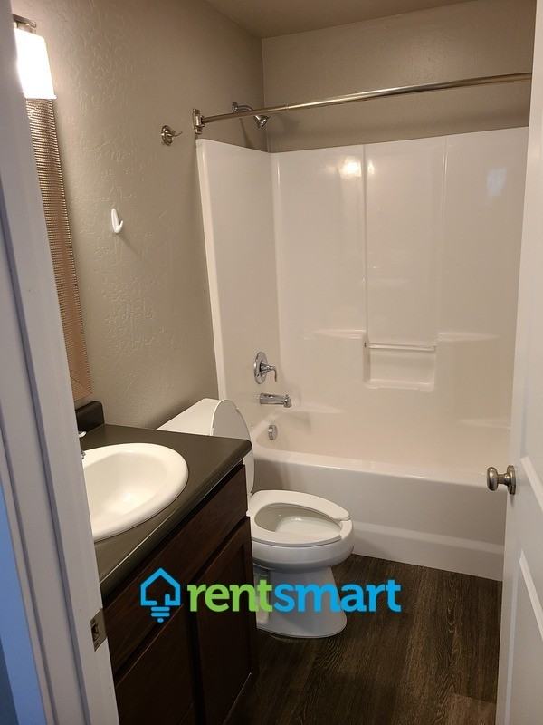 2207 Strand Ave #A - Photo 6 of 13