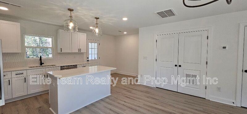 382 W Moore Ave #A - Photo 4 of 26