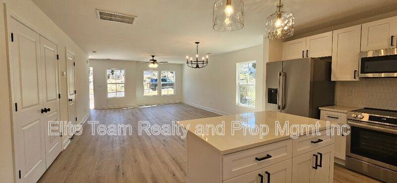 382 W Moore Ave #A - Photo 6 of 26