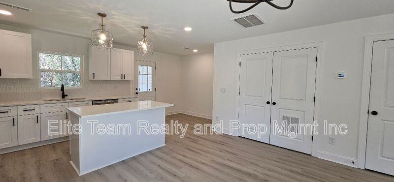 382 W Moore Ave #A - Photo 7 of 26