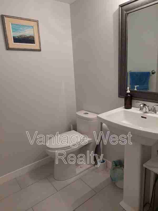 1165 Wintergreen Dr - Photo 4 of 14