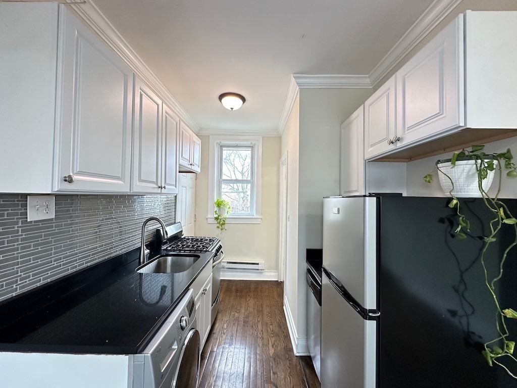 ROSCOE + BROADWAY #3N - Photo 2 of 21