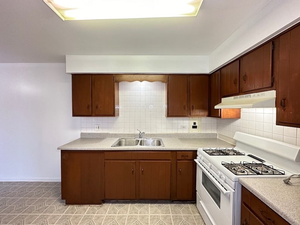430 W Stevens Dr #104 - Photo 4 of 21