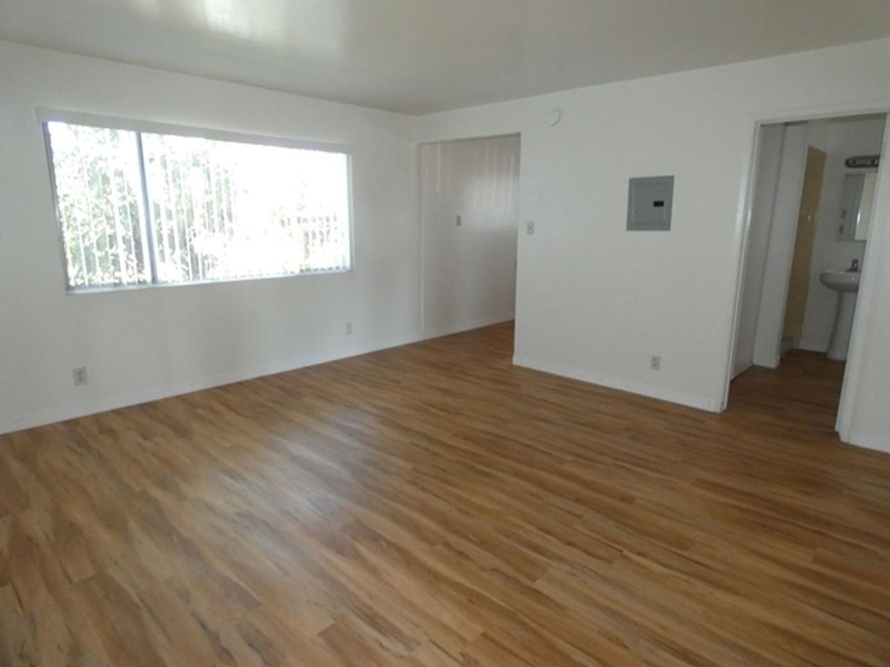 1026 S Russell Ave #O - Photo 5 of 5