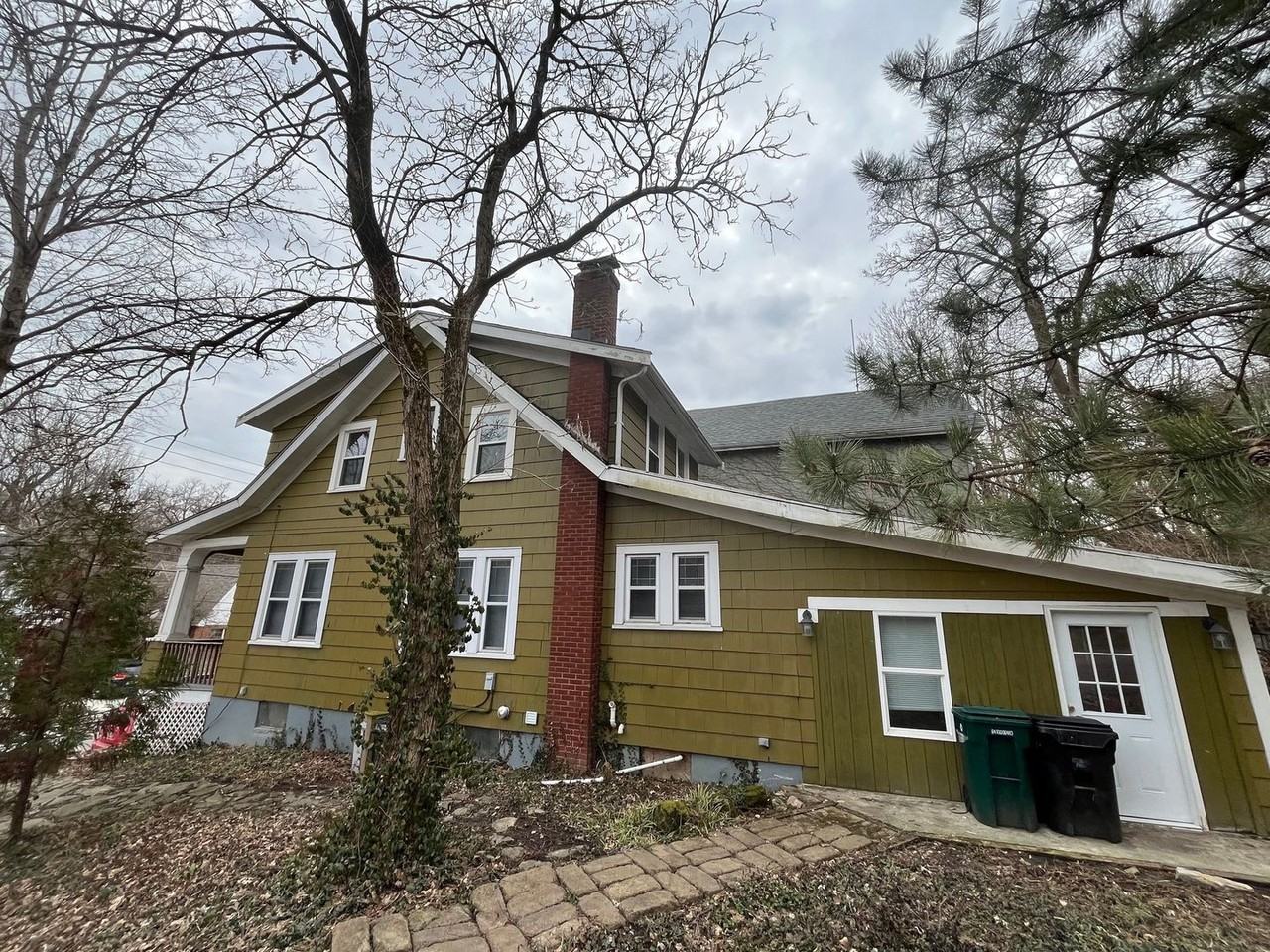 4269 Virginia Ave - Photo 2 of 18