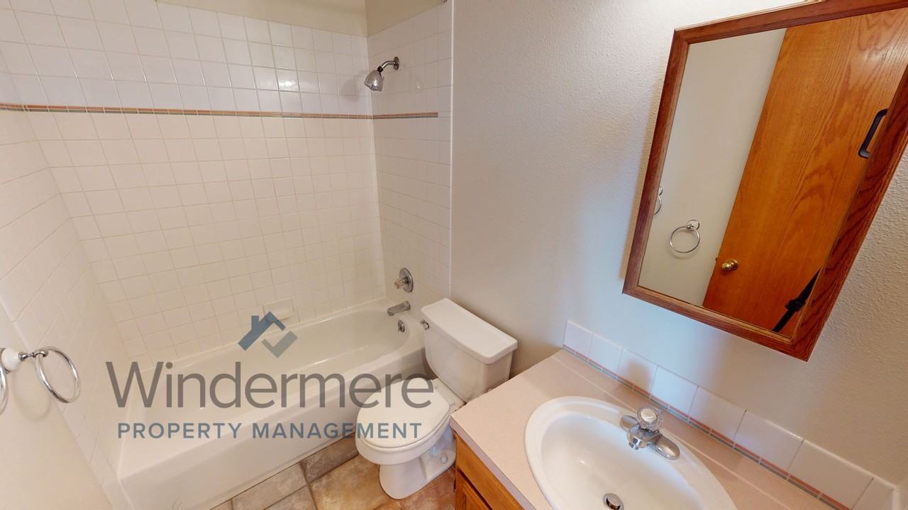 743 N Roosevelt St - Photo 6 of 17