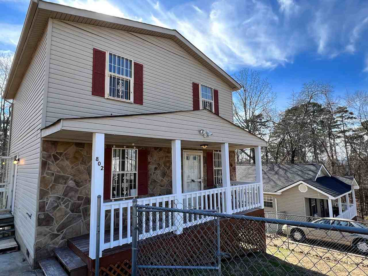 802 Aubrey Ave - Photo 2 of 19