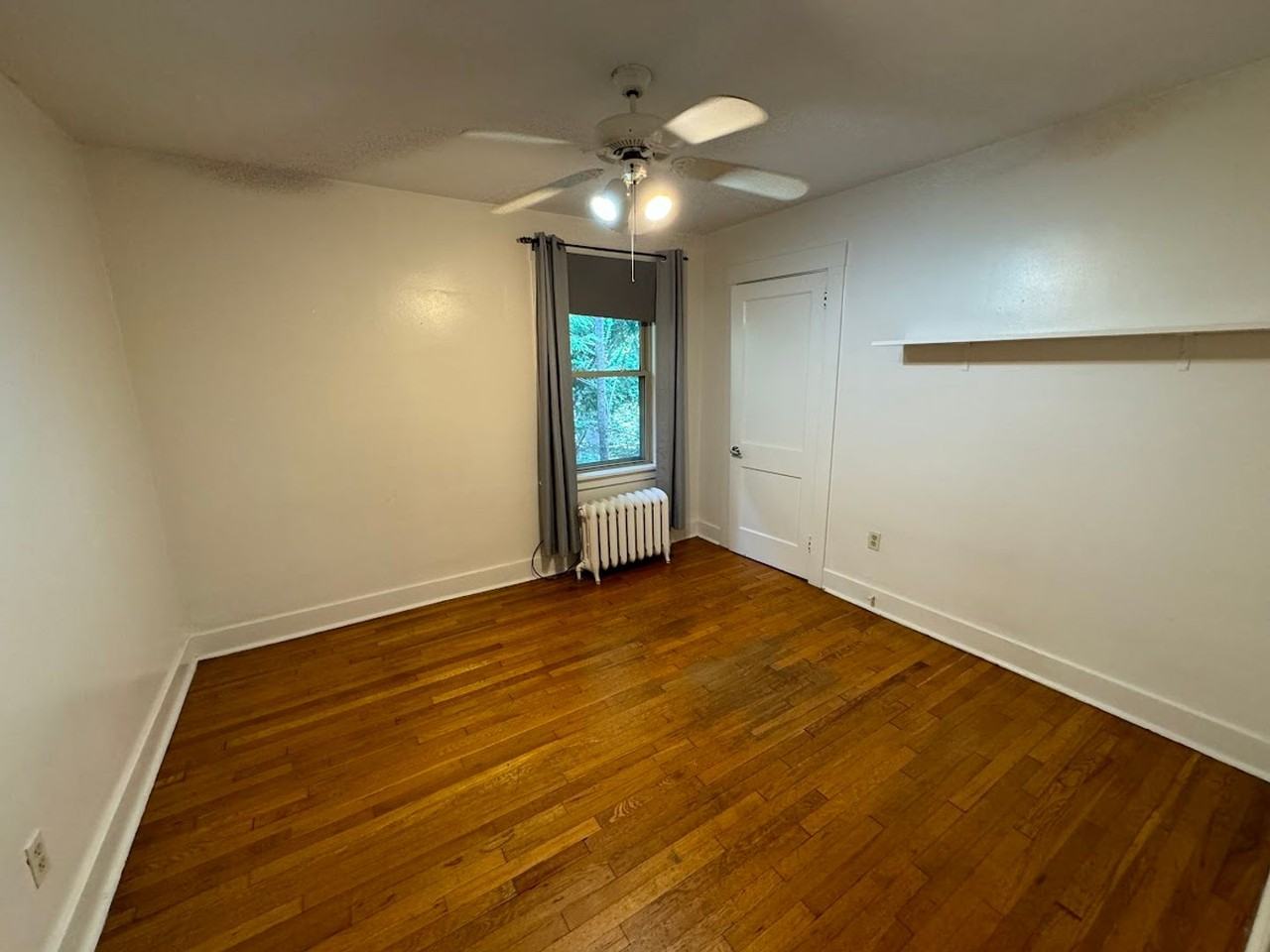 5921 Douglas St - Photo 6 of 23