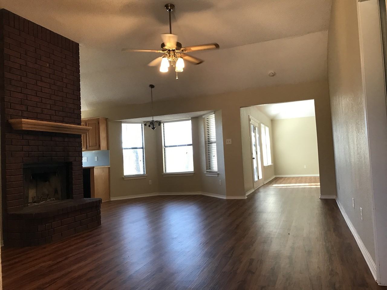 6617 County Road 527 - Photo 3 of 34
