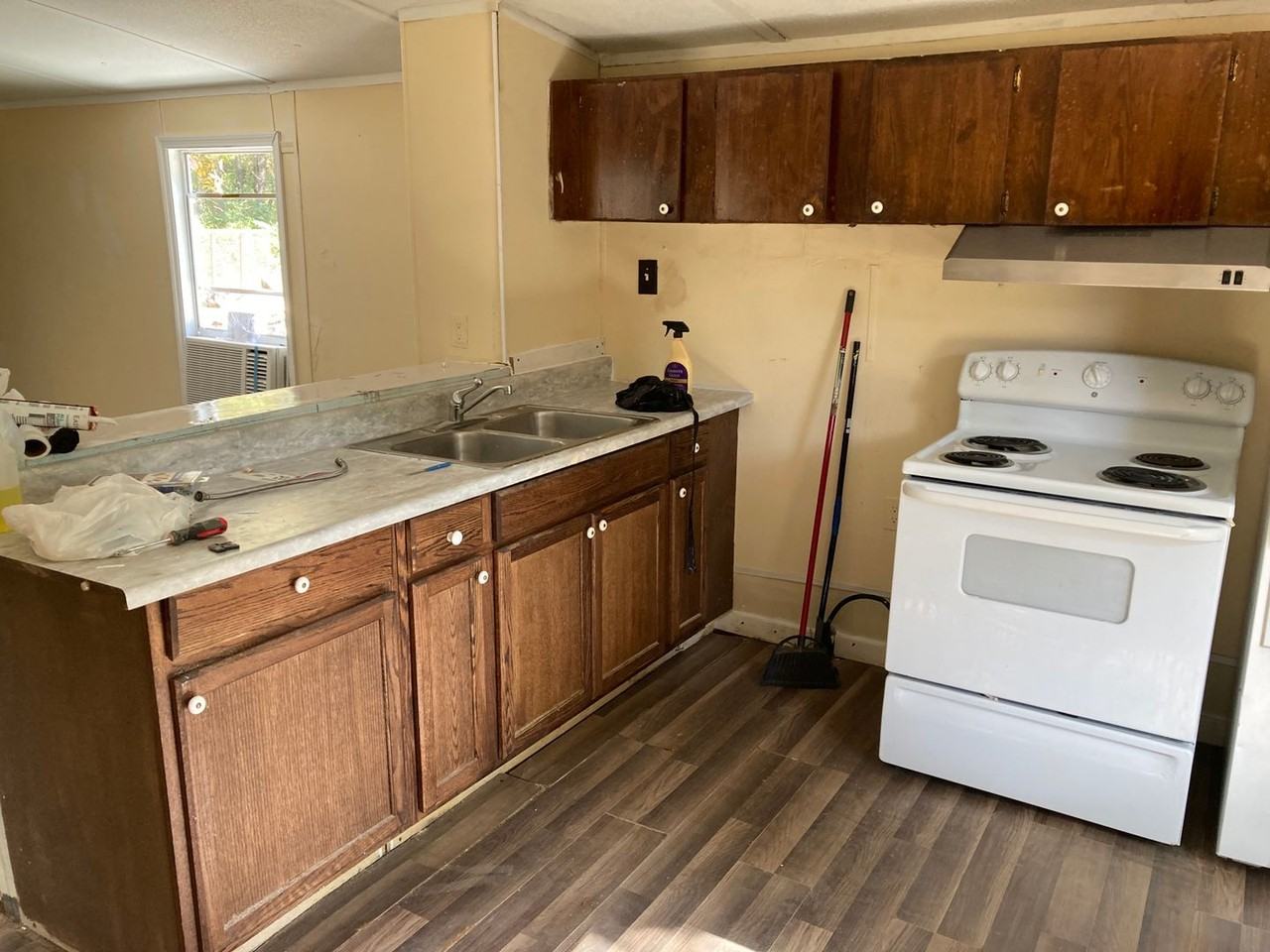 6073 Arianna Ln - Photo 3 of 10