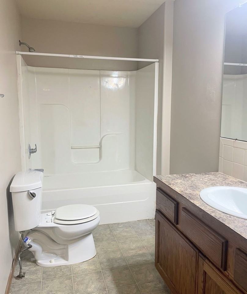 2125 N Minneapolis St - Photo 7 of 19