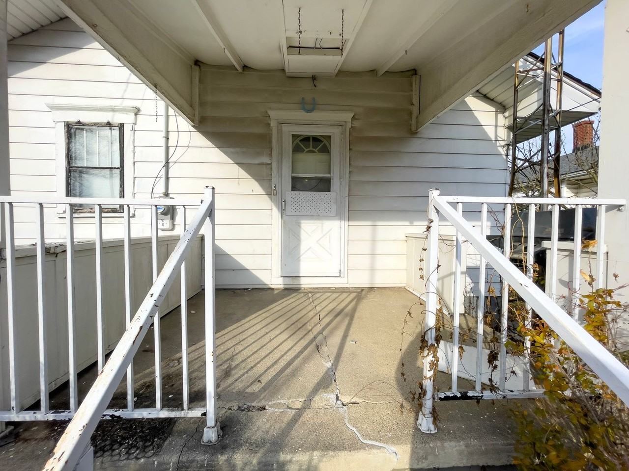 1609 West Memorial Drive - Photo 4 of 13