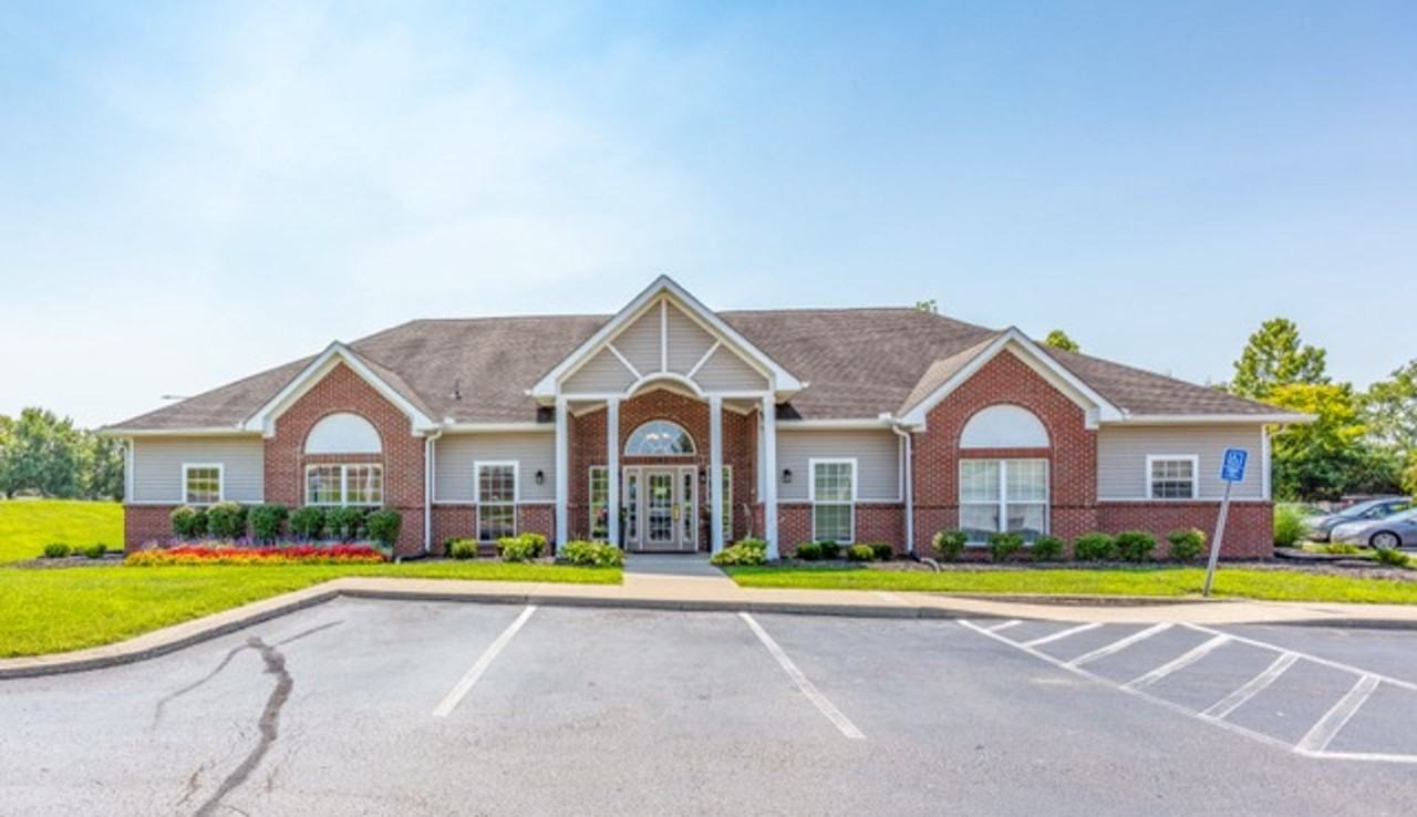 The Heights at Bridgewater - Photo 4 of 14