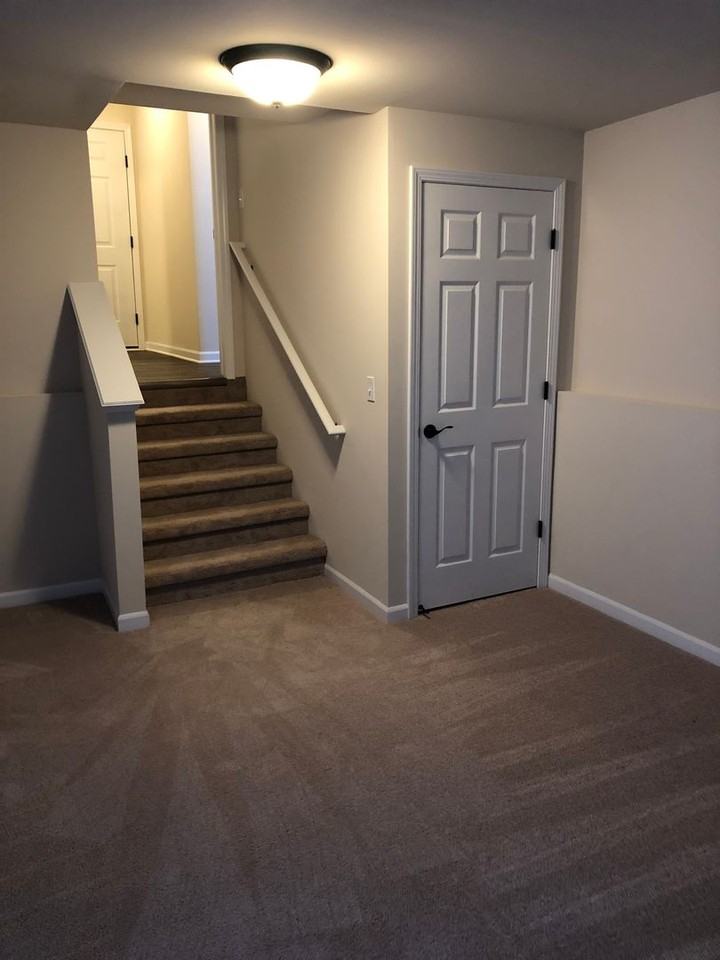 8241 Promenade Cir - Photo 6 of 20