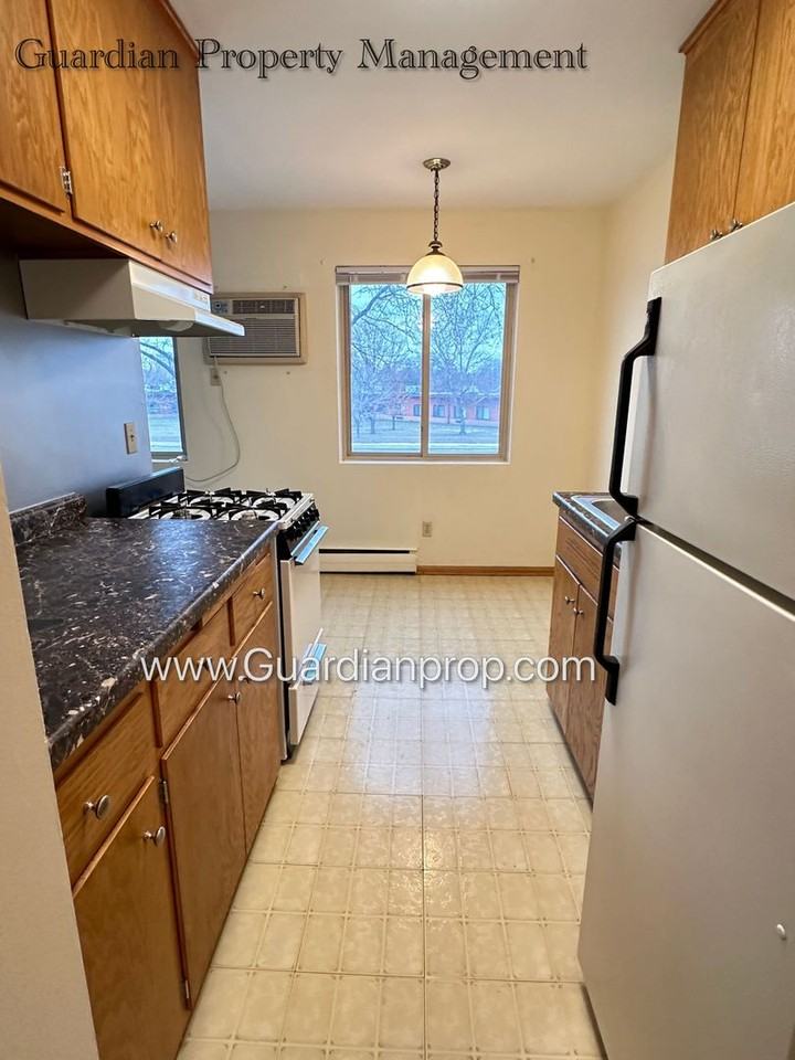 7521 Penn Ave S #9 - Photo 4 of 13