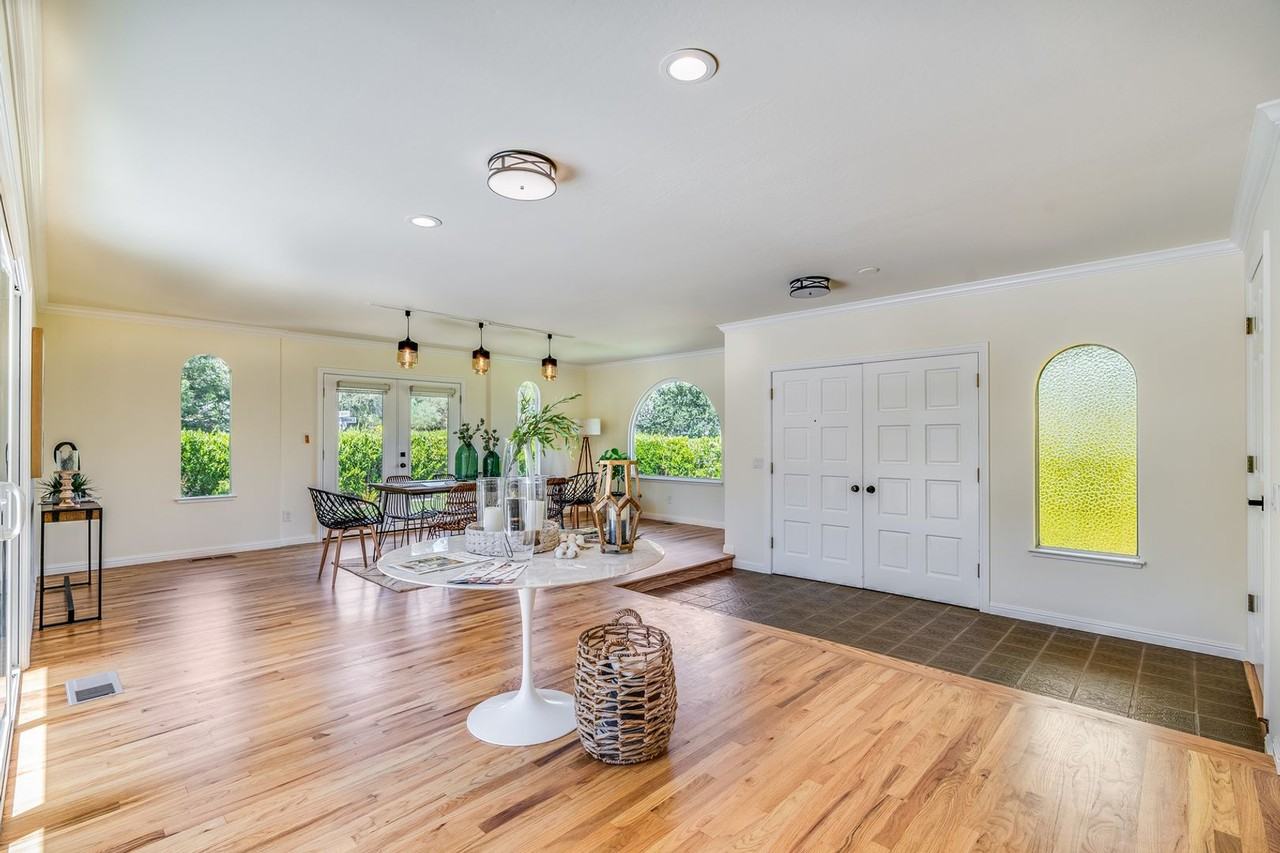 260 Camino Al Barranco - Photo 3 of 44