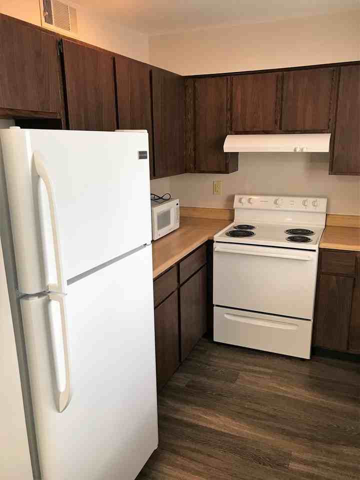 2003 S Mattis Ave #C - Photo 2 of 7