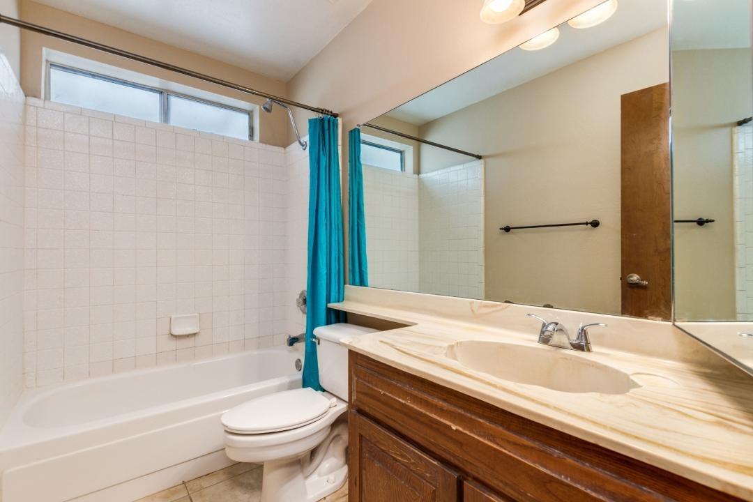 2008 E Watson Dr - Photo 7 of 21